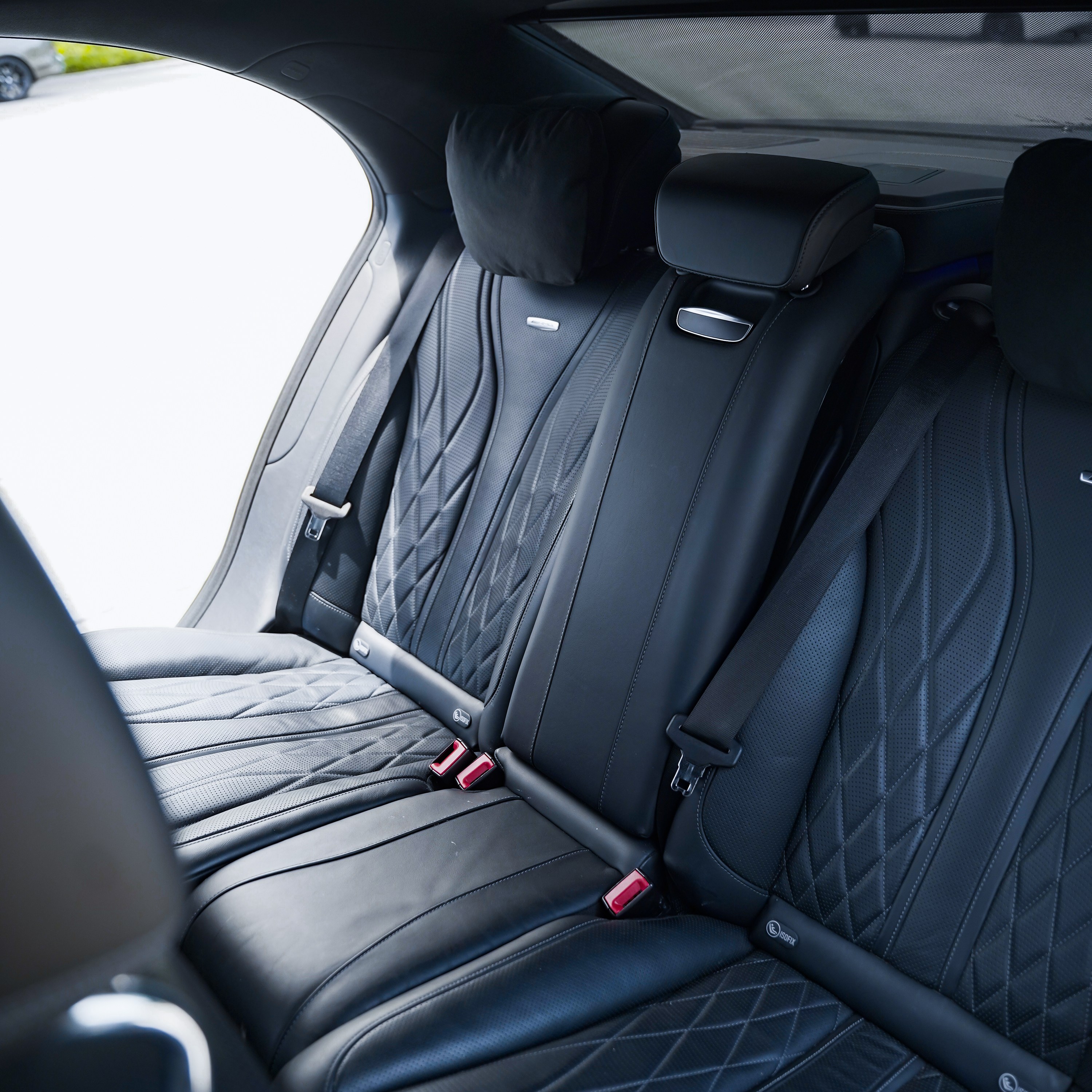 2015 Mercedes-Benz S63 AMG view 5